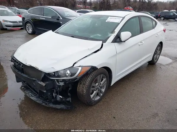 5NPD84LF6HH052149 2017 HYUNDAI ELANTRA - Image 2