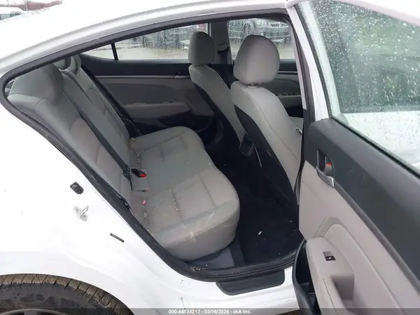5NPD84LF6HH052149 2017 HYUNDAI ELANTRA - Image 8