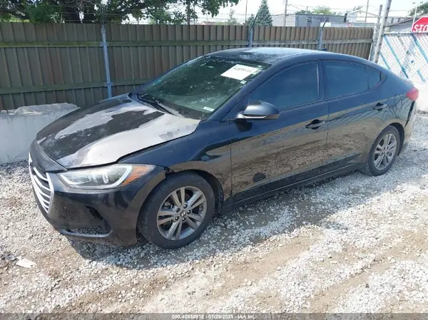 5NPD84LF6HH055245 2017 HYUNDAI ELANTRA - Image 2