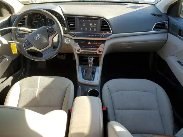 5NPD84LF6HH055522 2017 HYUNDAI ELANTRA - Image 8