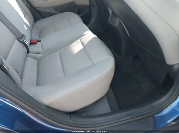 5NPD84LF6HH057299 2017 HYUNDAI ELANTRA - Image 8