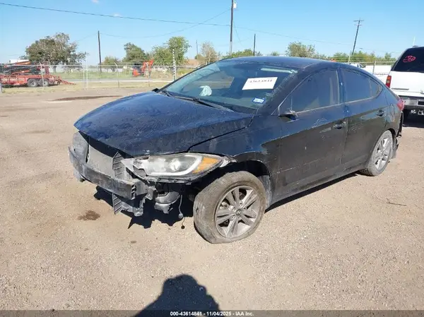 5NPD84LF6HH059232 2017 HYUNDAI ELANTRA - Image 2