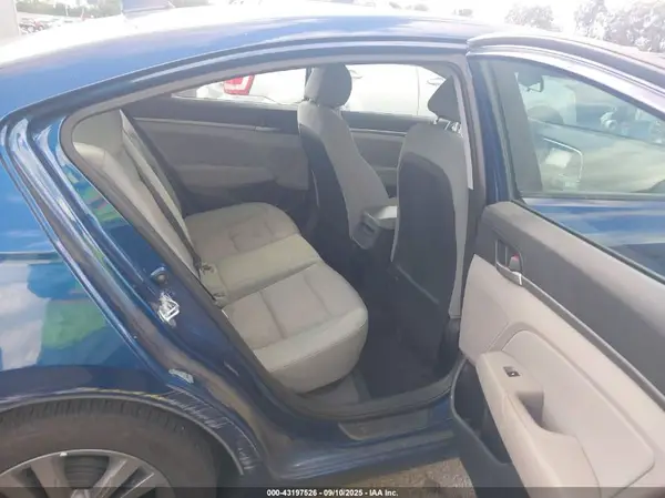 5NPD84LF6HH062194 2017 HYUNDAI ELANTRA - Image 8