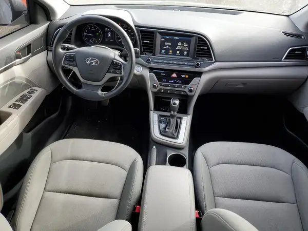 5NPD84LF6HH067010 2017 HYUNDAI ELANTRA - Image 8