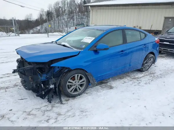 5NPD84LF6HH071462 2017 HYUNDAI ELANTRA - Image 2