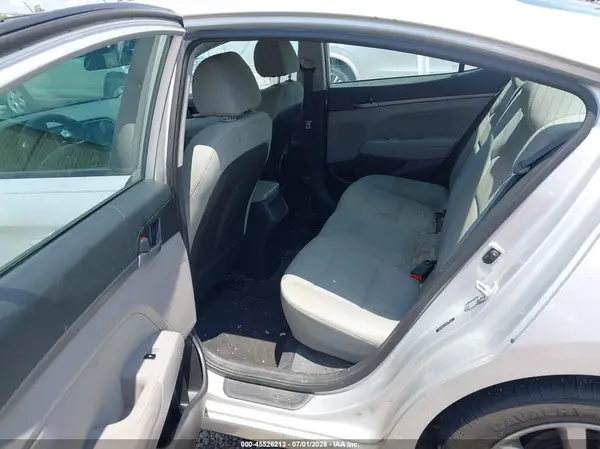 5NPD84LF6HH071672 2017 HYUNDAI ELANTRA - Image 8