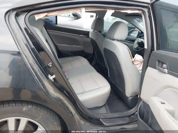 5NPD84LF6HH072613 2017 HYUNDAI ELANTRA - Image 8