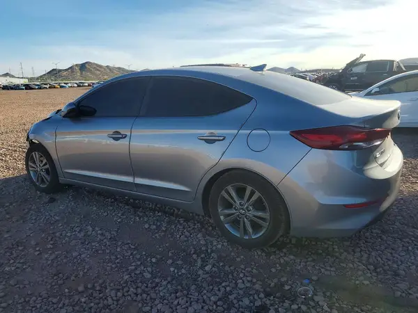 5NPD84LF6HH073051 2017 HYUNDAI ELANTRA - Image 2