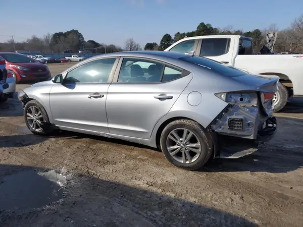 5NPD84LF6HH073082 2017 HYUNDAI ELANTRA - Image 2