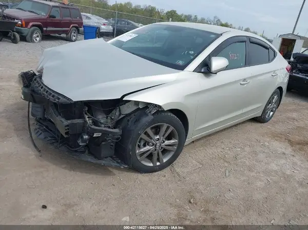 5NPD84LF6HH074247 2017 HYUNDAI ELANTRA - Image 2