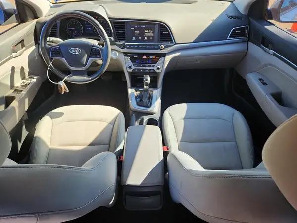 5NPD84LF6HH074488 2017 HYUNDAI ELANTRA - Image 8