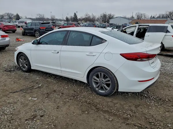 5NPD84LF6HH082946 2017 HYUNDAI ELANTRA - Image 2