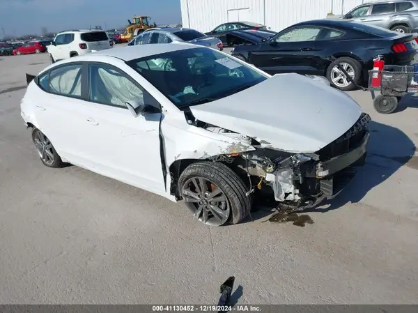 5NPD84LF6HH083174 2017 HYUNDAI ELANTRA - Image 1