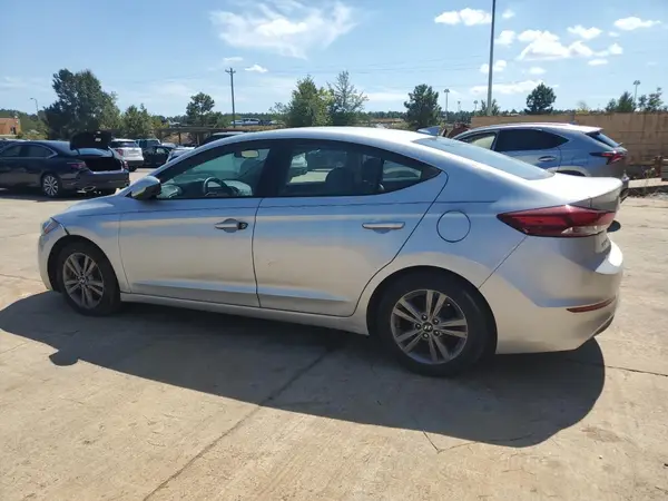 5NPD84LF6HH084020 2017 HYUNDAI ELANTRA - Image 2