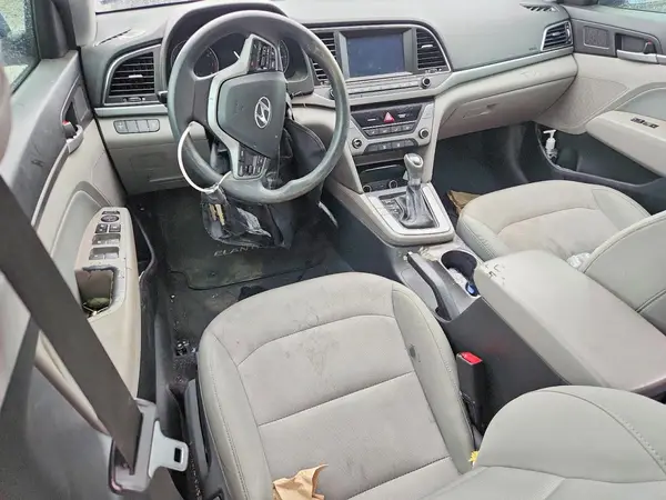 5NPD84LF6HH084499 2017 HYUNDAI ELANTRA - Image 8