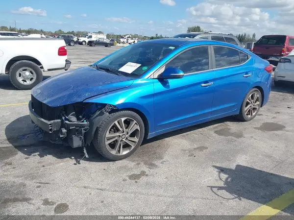 5NPD84LF6HH086110 2017 HYUNDAI ELANTRA - Image 2