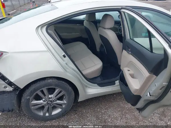 5NPD84LF6HH091856 2017 HYUNDAI ELANTRA - Image 8