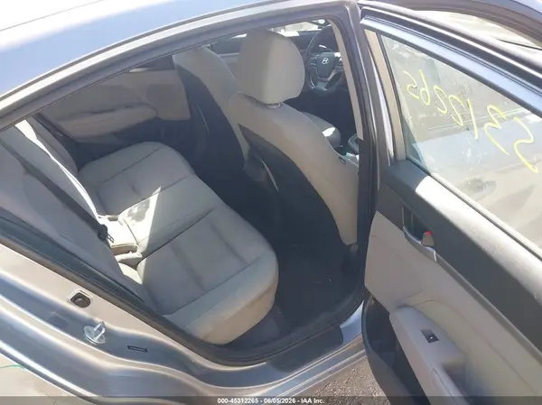 5NPD84LF6HH095843 2017 HYUNDAI ELANTRA - Image 8
