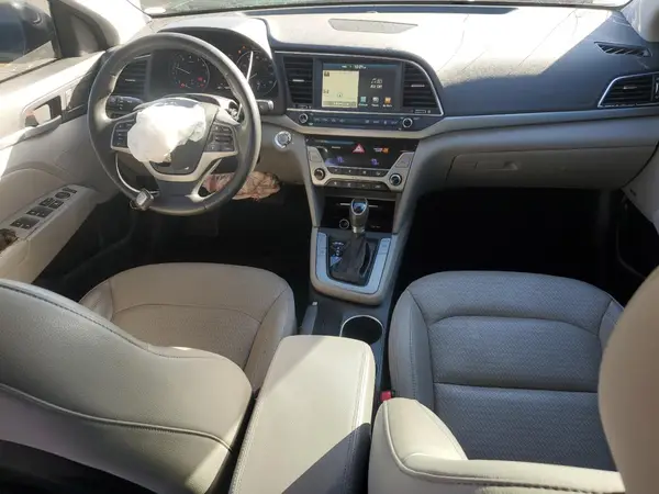 5NPD84LF6HH097060 2017 HYUNDAI ELANTRA - Image 8