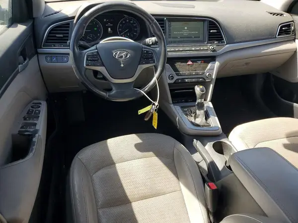 5NPD84LF6HH107585 2017 HYUNDAI ELANTRA - Image 8