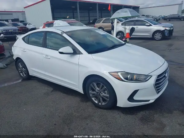 5NPD84LF6HH117274 2017 HYUNDAI ELANTRA - Image 1