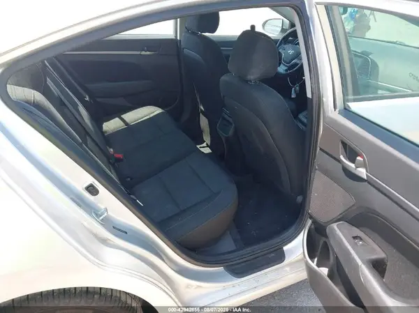 5NPD84LF6HH118635 2017 HYUNDAI ELANTRA - Image 8