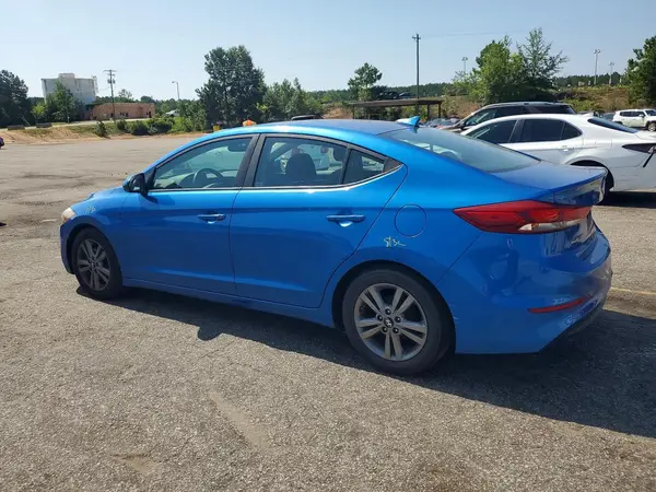 5NPD84LF6HH121678 2017 HYUNDAI ELANTRA - Image 2