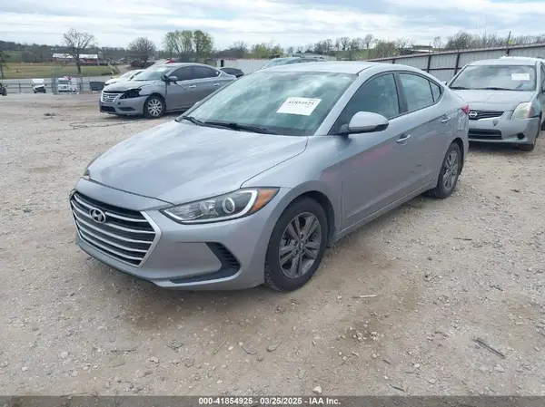 5NPD84LF6HH122278 2017 HYUNDAI ELANTRA - Image 2