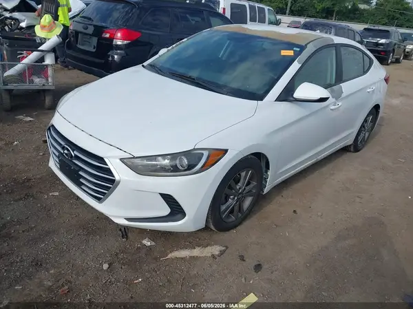 5NPD84LF6HH123849 2017 HYUNDAI ELANTRA - Image 2