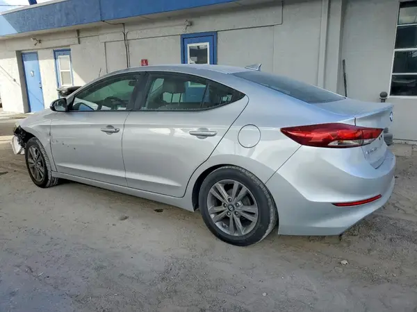 5NPD84LF6HH124743 2017 HYUNDAI ELANTRA - Image 2