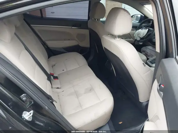 5NPD84LF6HH136035 2017 HYUNDAI ELANTRA - Image 8