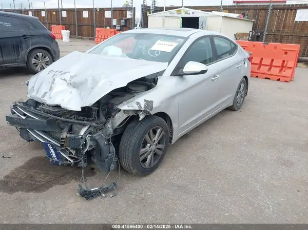 5NPD84LF6HH136164 2017 HYUNDAI ELANTRA - Image 2