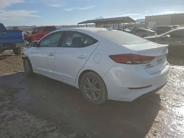 5NPD84LF6HH136956 2017 HYUNDAI ELANTRA - Image 2