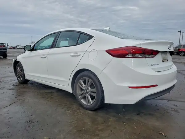 5NPD84LF6HH137153 2017 HYUNDAI ELANTRA - Image 2