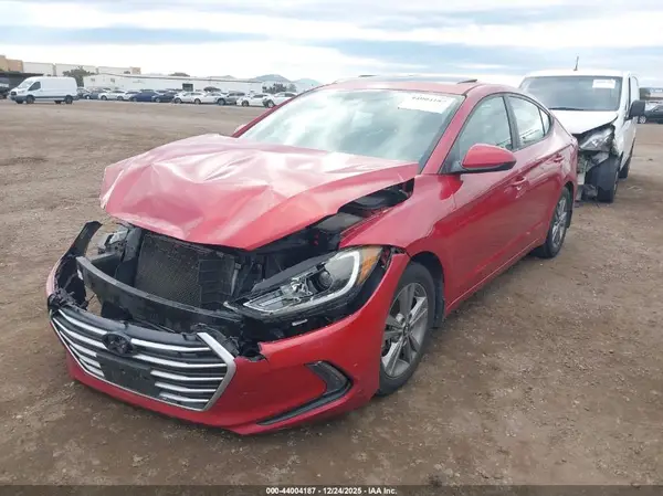 5NPD84LF6HH143017 2017 HYUNDAI ELANTRA - Image 2