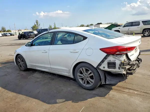 5NPD84LF6HH151182 2017 HYUNDAI ELANTRA - Image 2