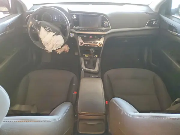 5NPD84LF6HH152025 2017 HYUNDAI ELANTRA - Image 8