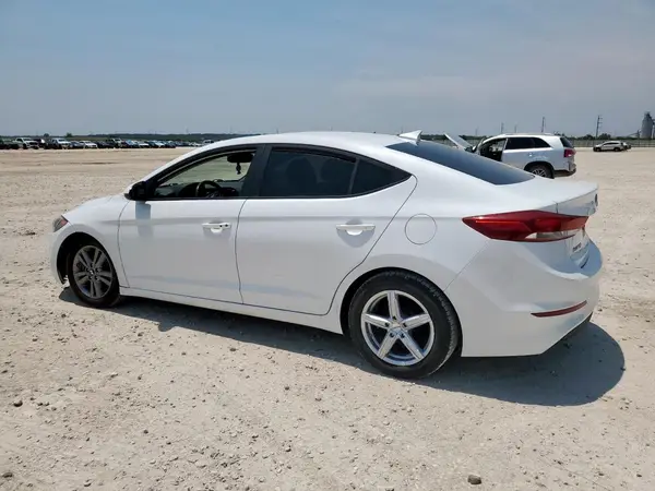 5NPD84LF6HH152395 2017 HYUNDAI ELANTRA - Image 2