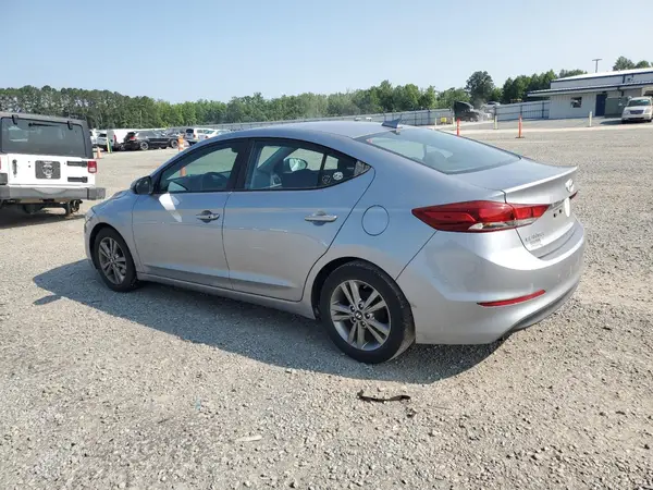5NPD84LF6HH153627 2017 HYUNDAI ELANTRA - Image 2
