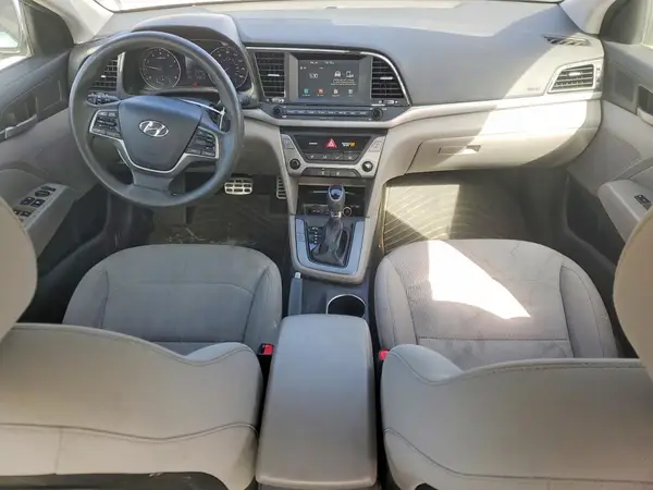 5NPD84LF6HH156799 2017 HYUNDAI ELANTRA - Image 8