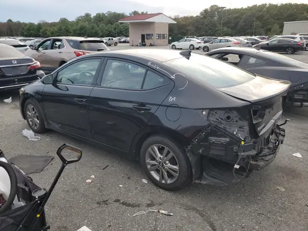 5NPD84LF6HH157533 2017 HYUNDAI ELANTRA - Image 2
