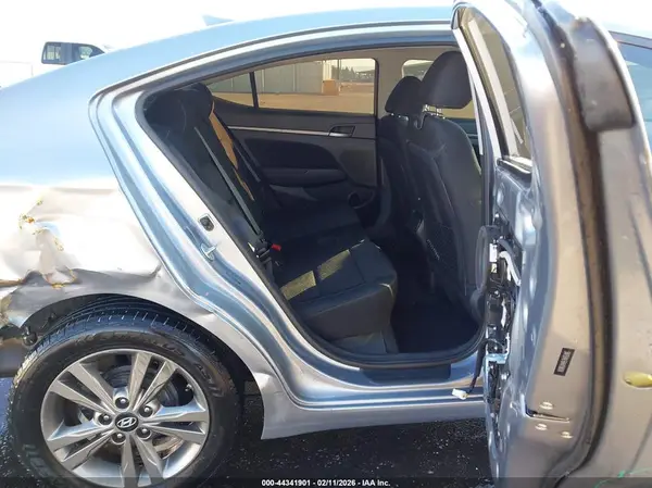 5NPD84LF6HH158018 2017 HYUNDAI ELANTRA - Image 7