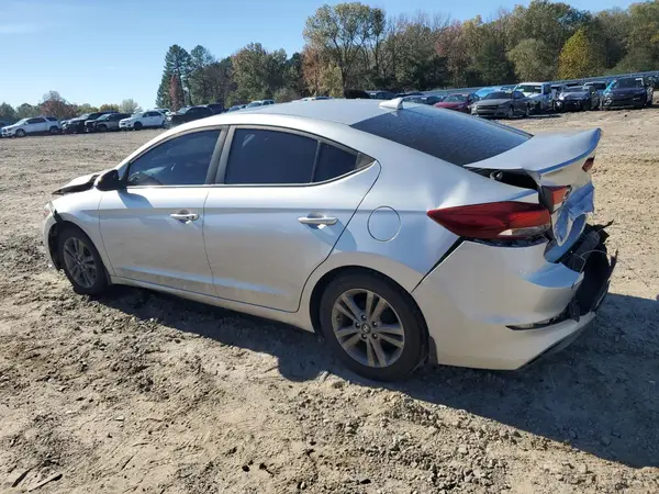 5NPD84LF6HH160710 2017 HYUNDAI ELANTRA - Image 2