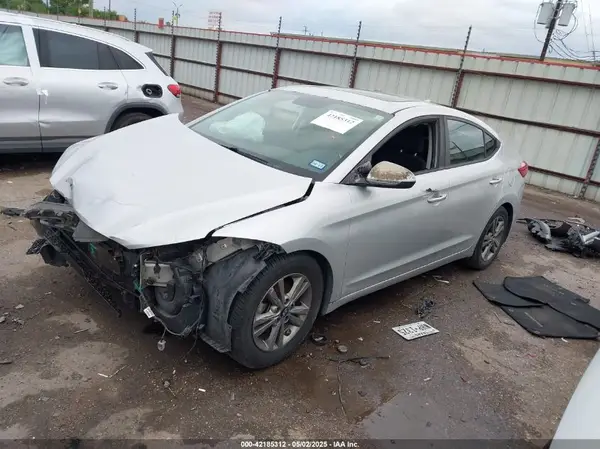 5NPD84LF6HH161839 2017 HYUNDAI ELANTRA - Image 2