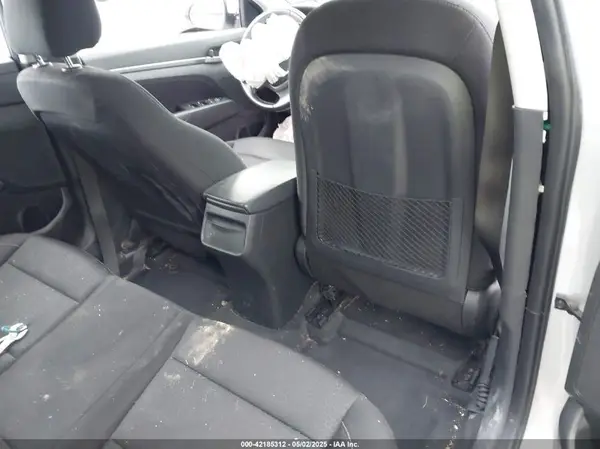 5NPD84LF6HH161839 2017 HYUNDAI ELANTRA - Image 8