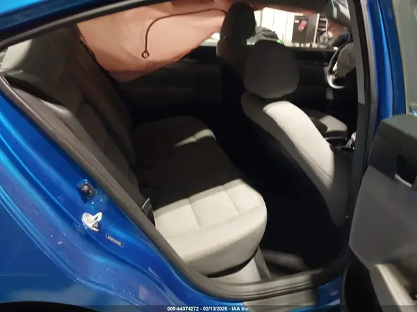 5NPD84LF6HH165955 2017 HYUNDAI ELANTRA - Image 8
