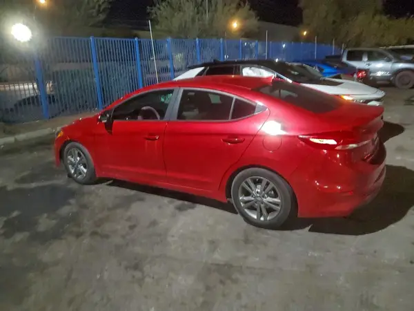 5NPD84LF6HH166894 2017 HYUNDAI ELANTRA - Image 2