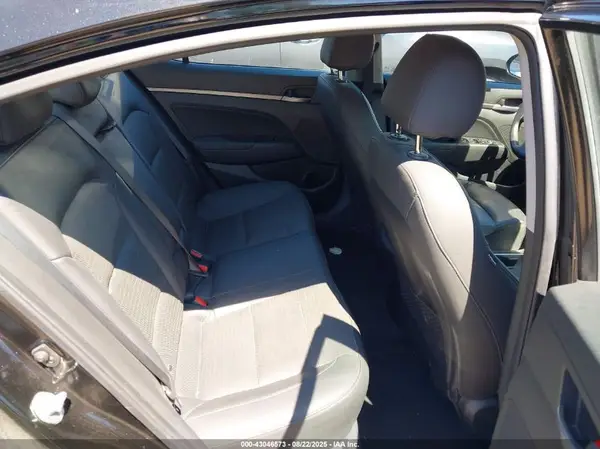 5NPD84LF6HH167141 2017 HYUNDAI ELANTRA - Image 8
