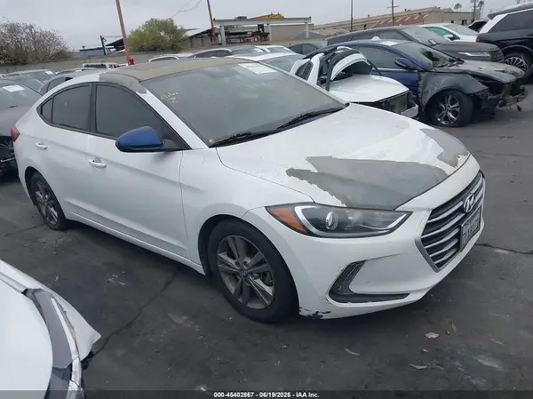 5NPD84LF6HH170704 2017 HYUNDAI ELANTRA - Image 1