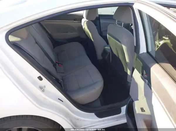 5NPD84LF6HH170993 2017 HYUNDAI ELANTRA - Image 8